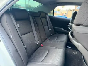 Toyota Crown 2009 White