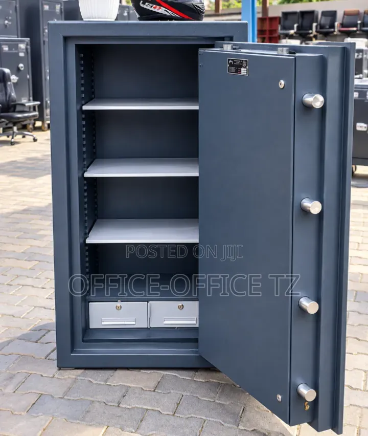 Safe Storage Unit 08( Tani 1 Na Nusu)