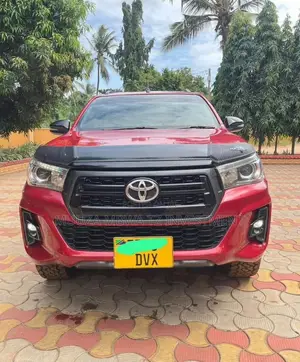 Toyota Hilux 2018 Red