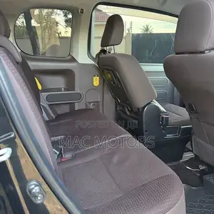 Toyota Porte 2013 Black