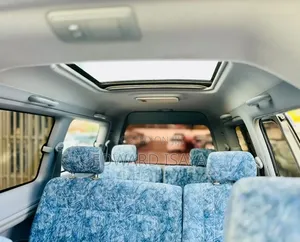Toyota Noah 2001 Silver
