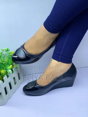 Impo Ladies Low Wedge