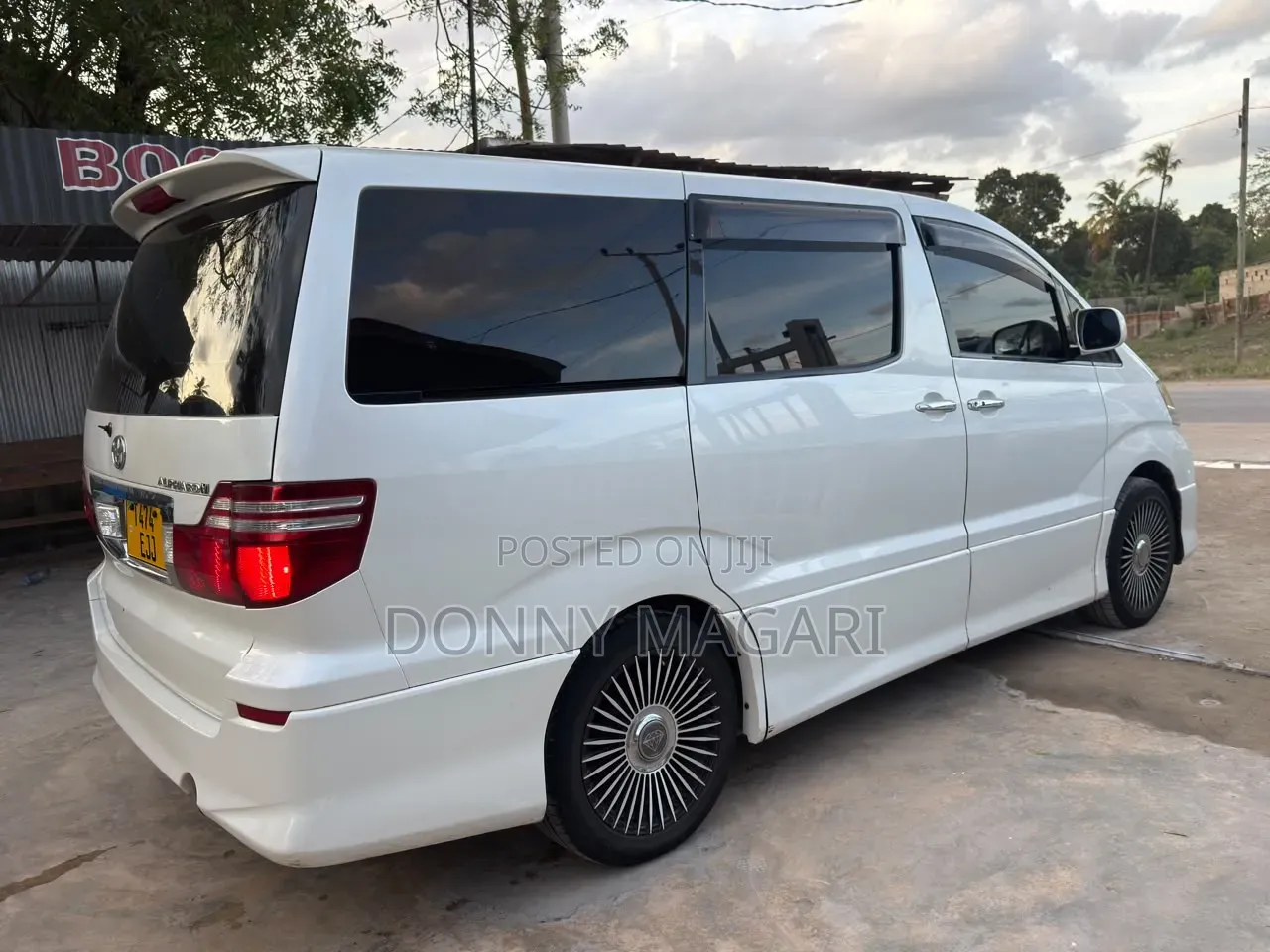 Toyota Alphard 2007 White
