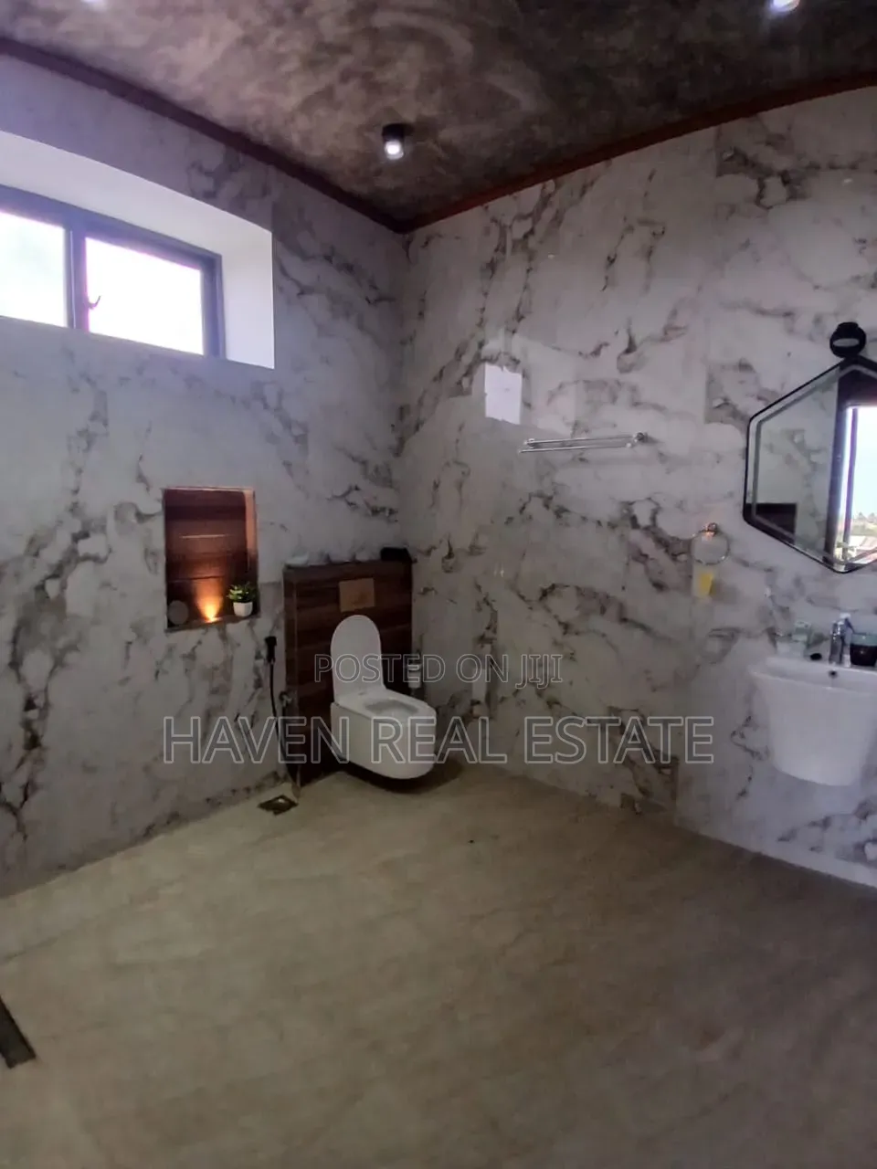 Furnished 3bdrm Villa in Kaskazini A for sale