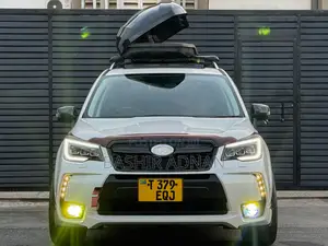 Subaru Forester 2.0XT Premium 4dr SUV AWD (2.0L 4cyl Turbo CVT) 2014