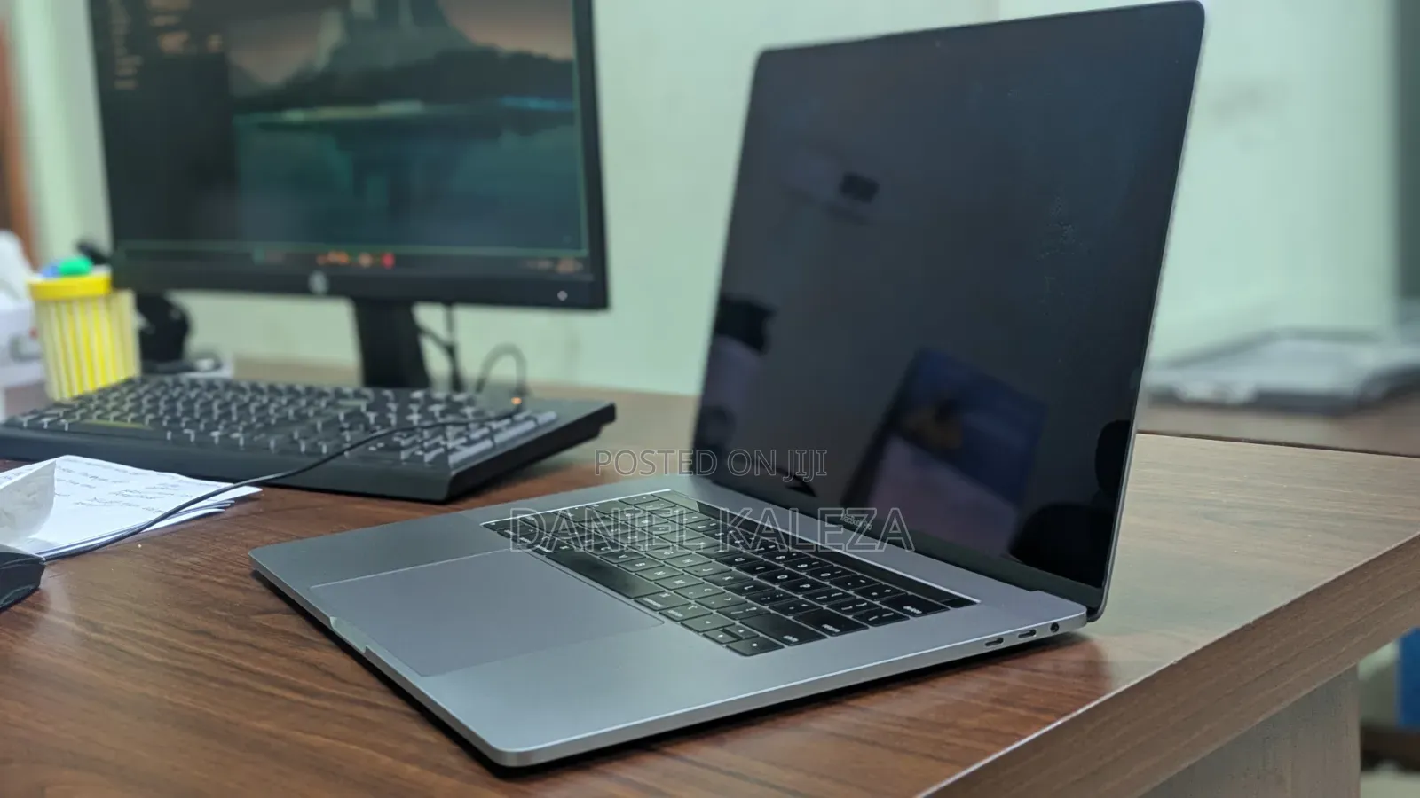 Laptop Apple MacBook Pro 2019 32GB Intel Core i7 SSD 256GB