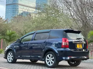 Toyota Wish 2004 Blue