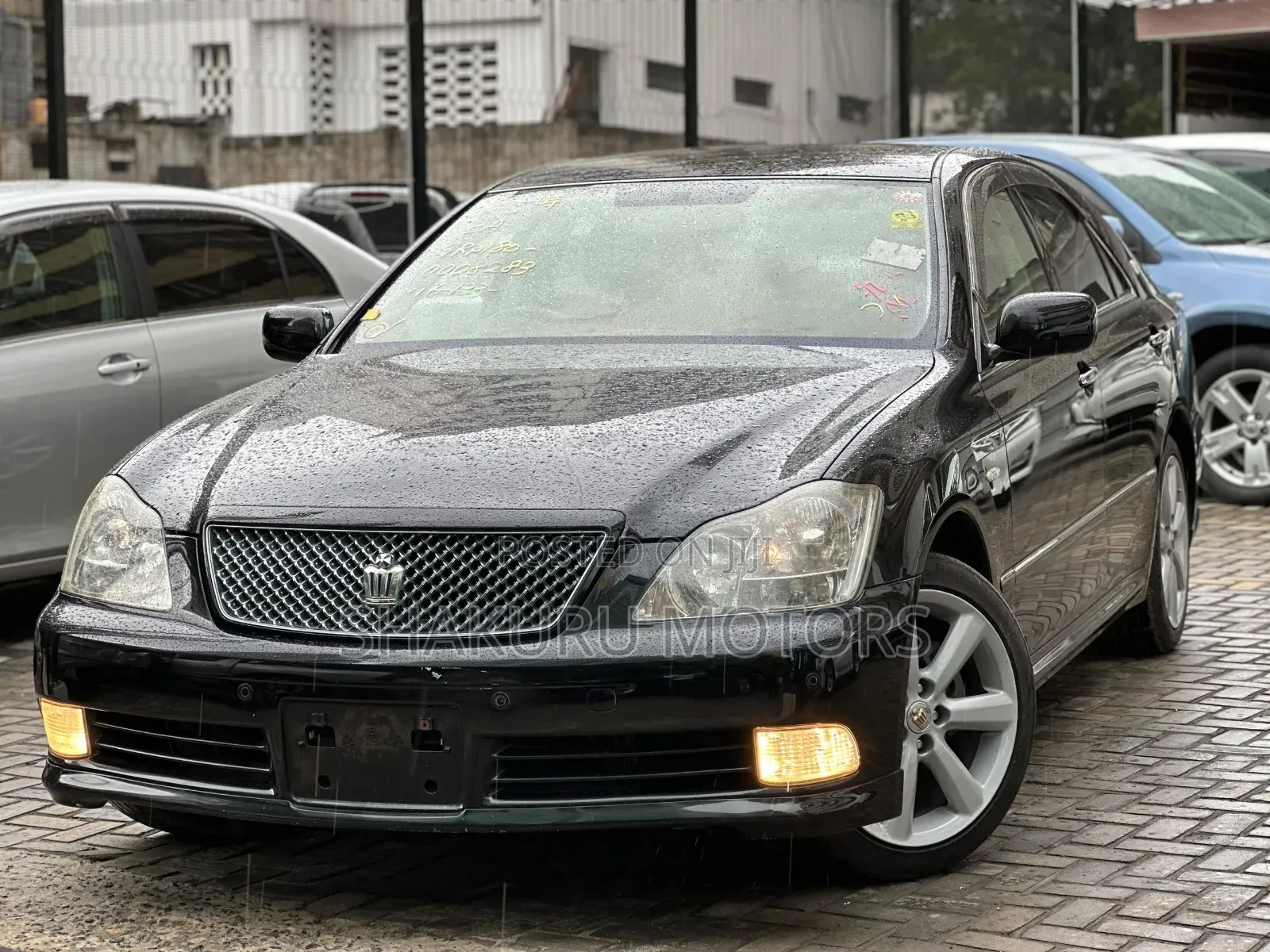 Toyota Crown Royale 2005 Black