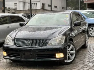 Toyota Crown Royale 2005 Black