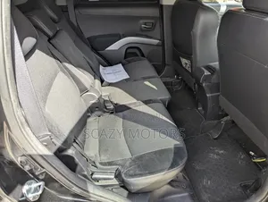 Mitsubishi Outlander 2010 Black