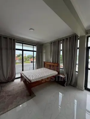 Furnished 2bdrm Apartment in Oyster Bay for rent