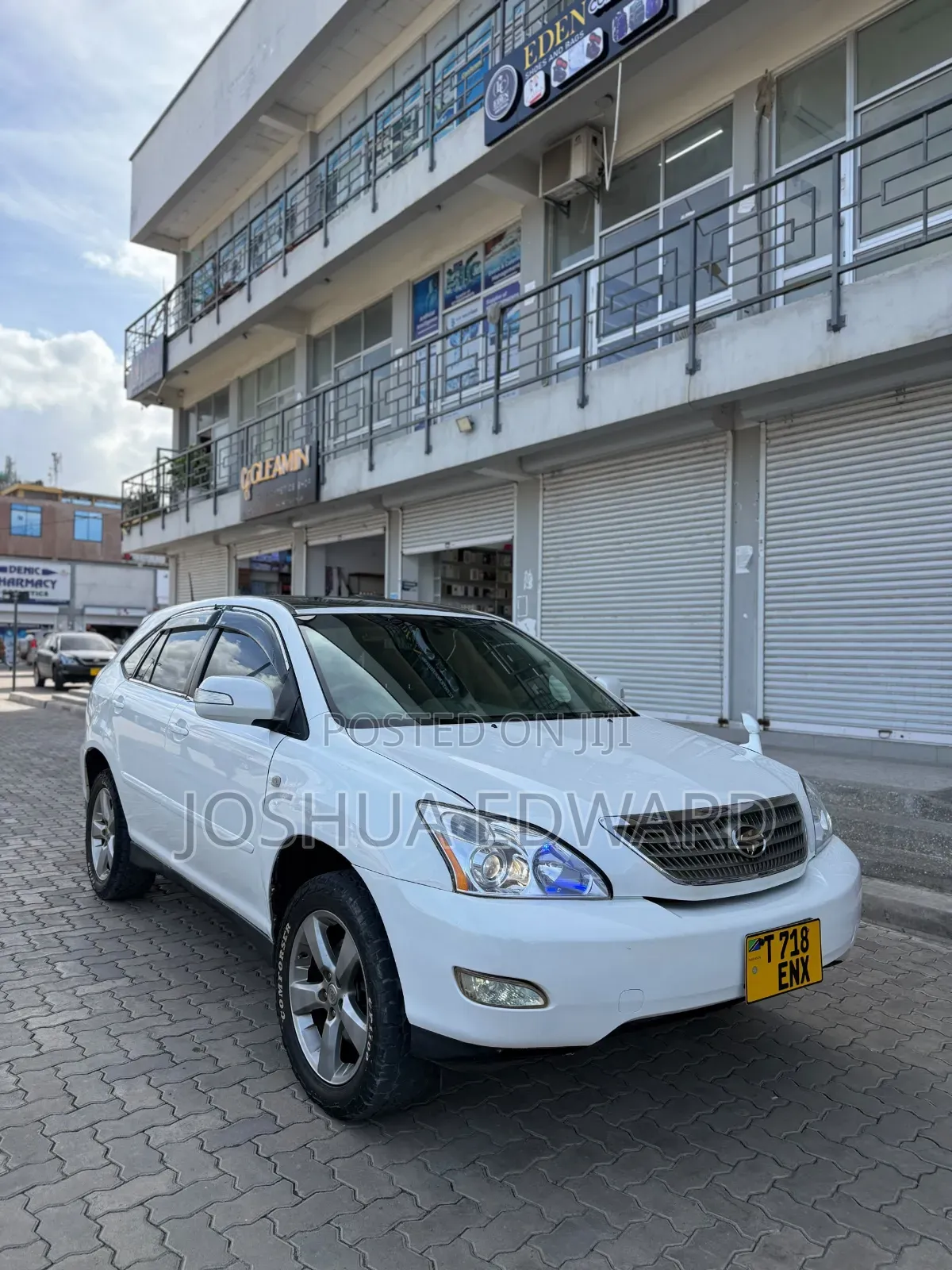 Toyota Harrier 2009 White