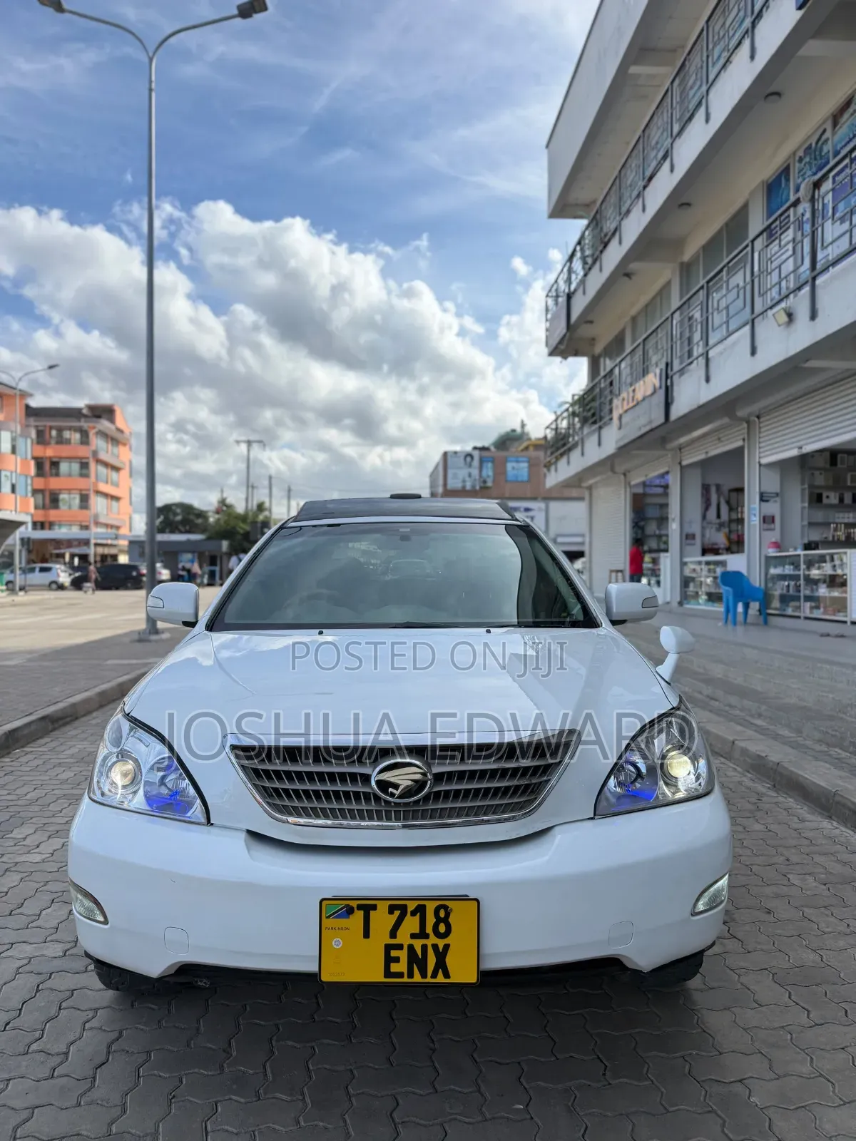Toyota Harrier 2009 White