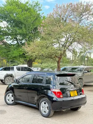 Toyota IST 2006 Black