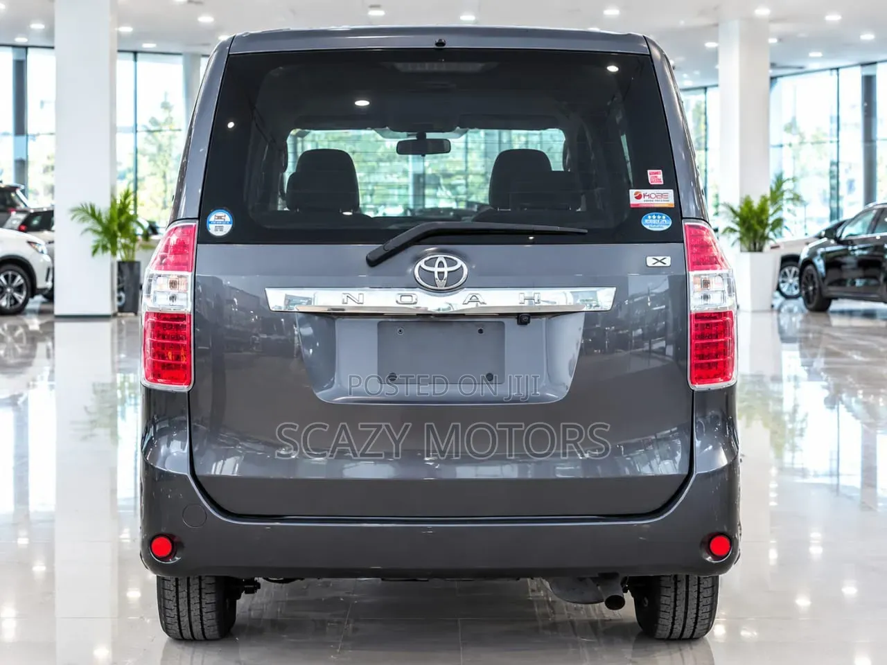 Toyota Noah 2010 Gray