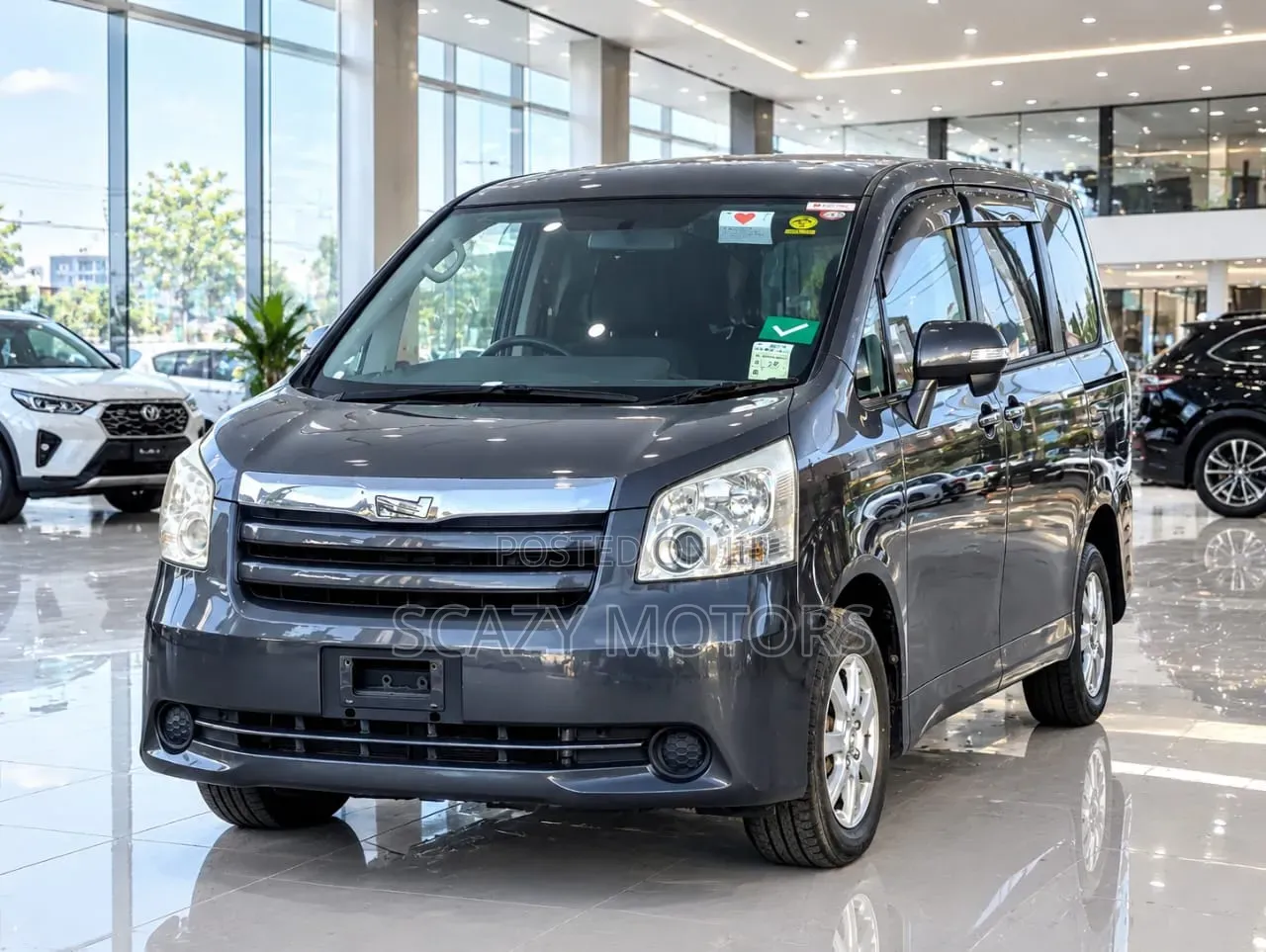 Toyota Noah 2010 Gray