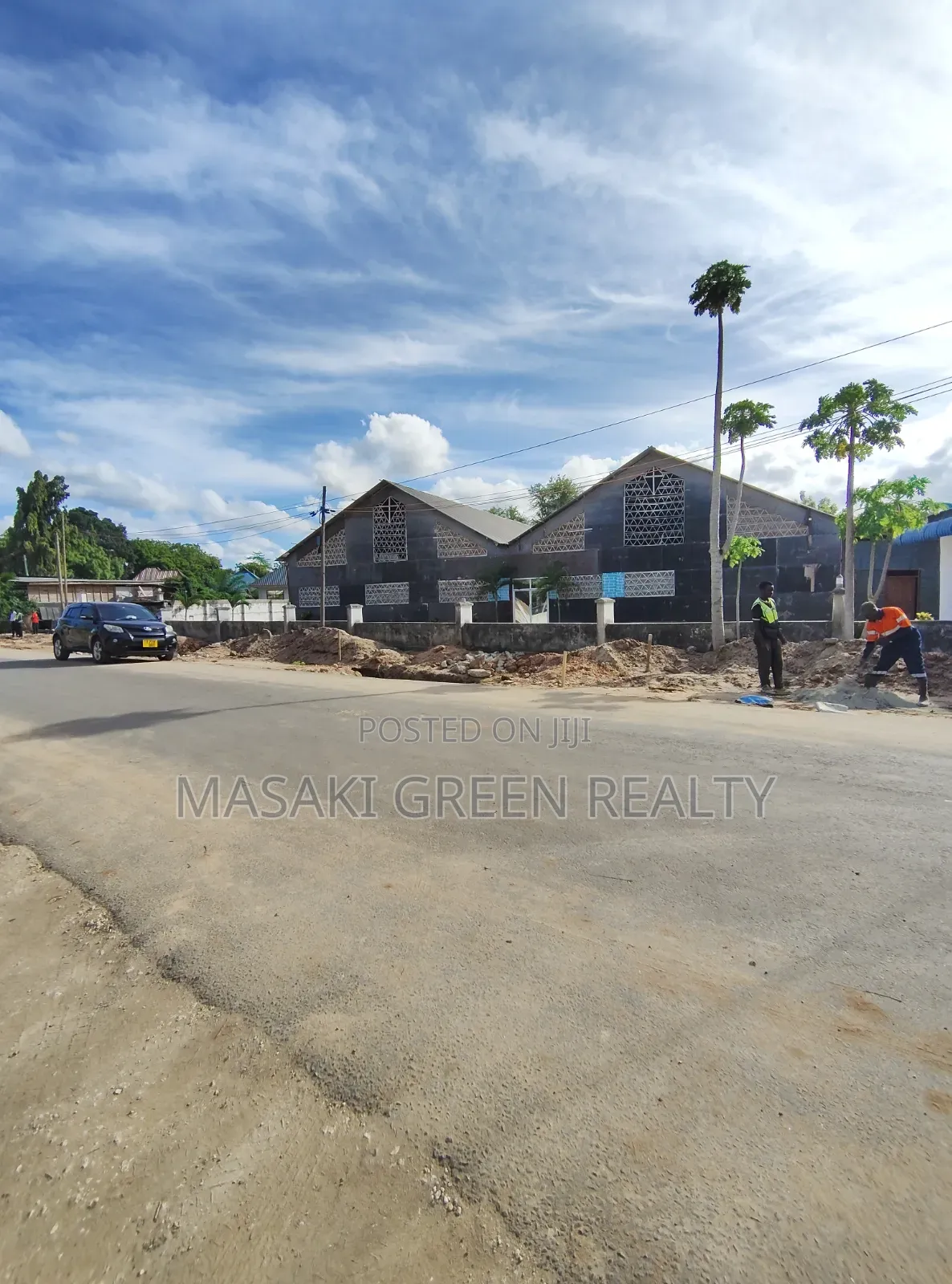 Prime Plot for Sale at Block 41 LEADERS