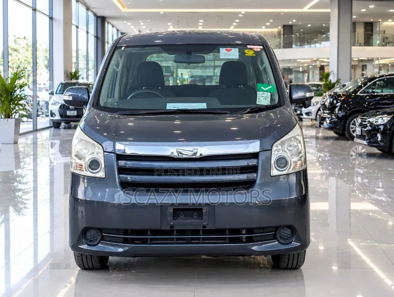 Toyota Noah 2010 Gray