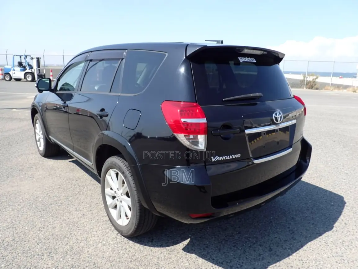 Toyota Vanguard 2011 Black