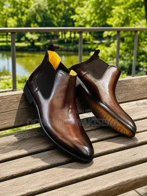 *Premium Chelsea Boots - Boss Edition*