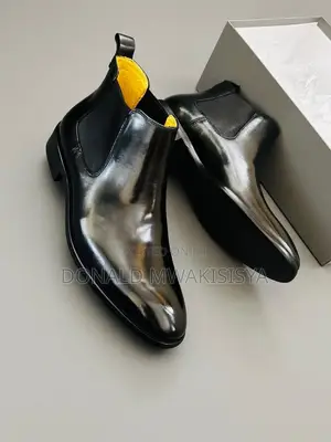 *Premium Chelsea Boots - Boss Edition*