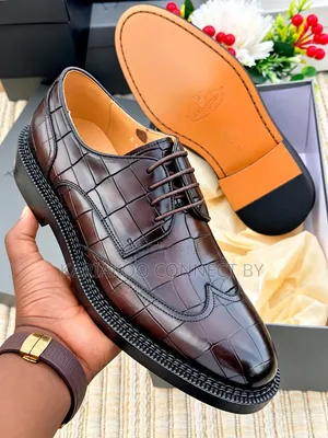 Men's Executive Wingtip Crocodile Pattern Leather Shoes