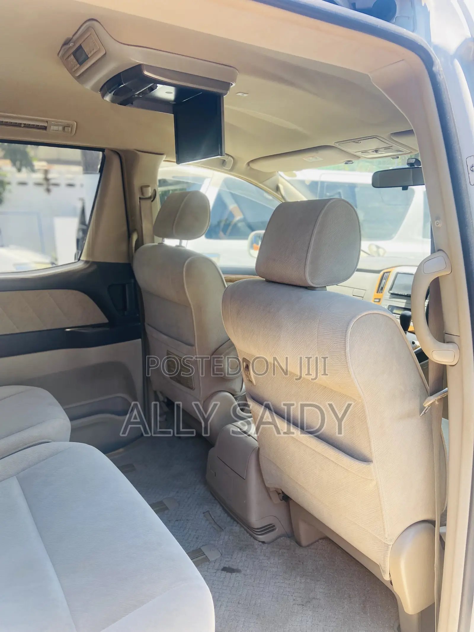 Toyota Alphard 2.4 Hybrid AWD 2005 White