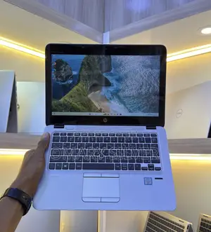 Laptop HP EliteBook 820 G3 8GB Intel Core i5 SSD 256GB