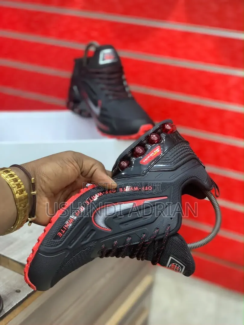 nike Stravion Men’s Shoes—usikose!