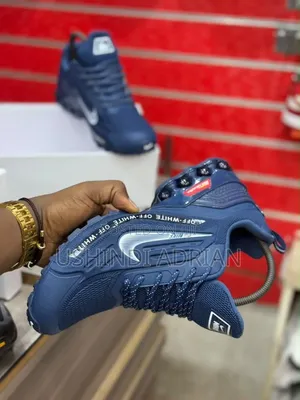 nike Stravion Men’s Shoes—usikose!