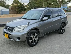 Toyota RAV4 2004 Silver