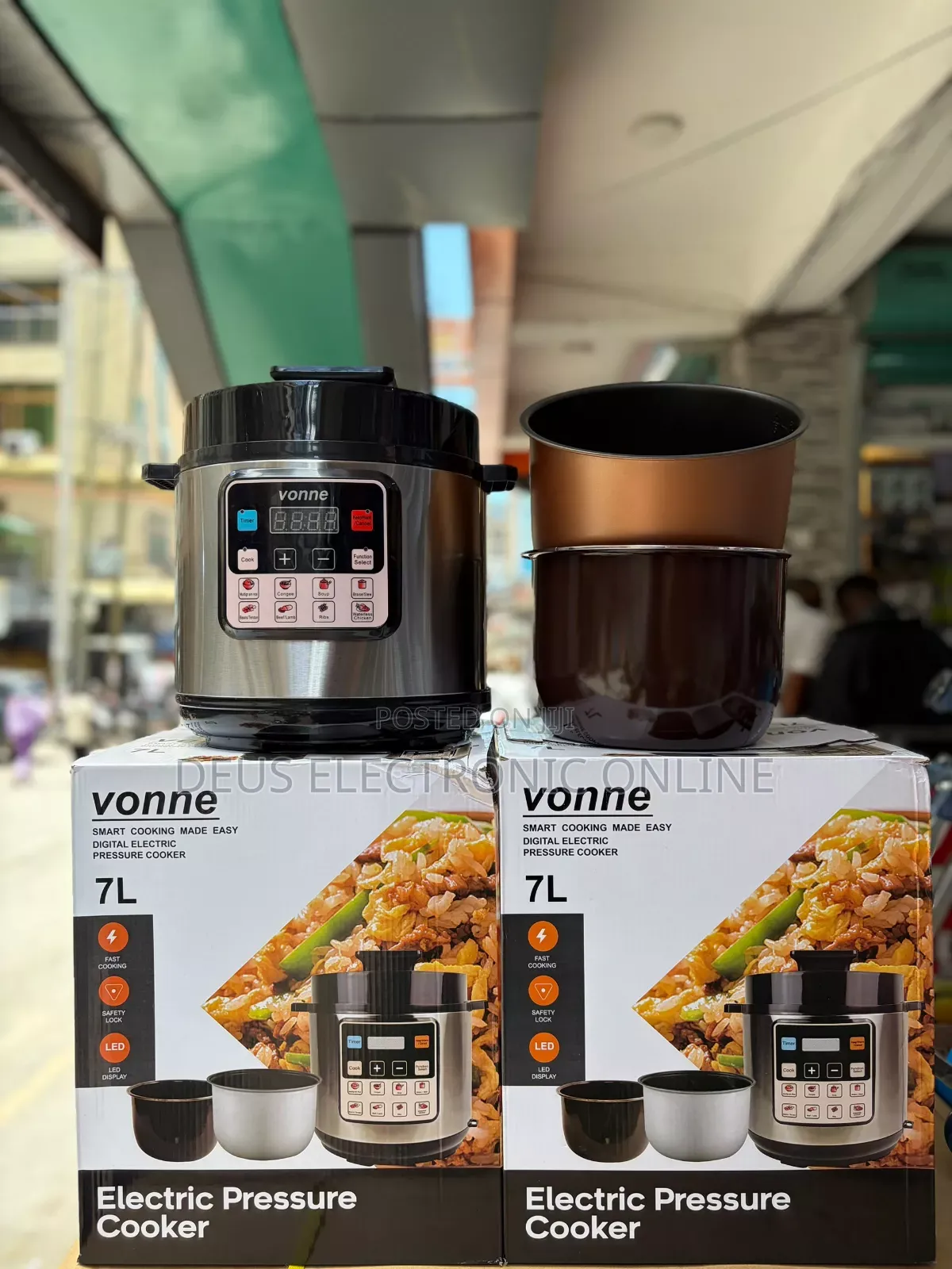 *Pressure Cooker Classic 7L 2Pots 135,000/-