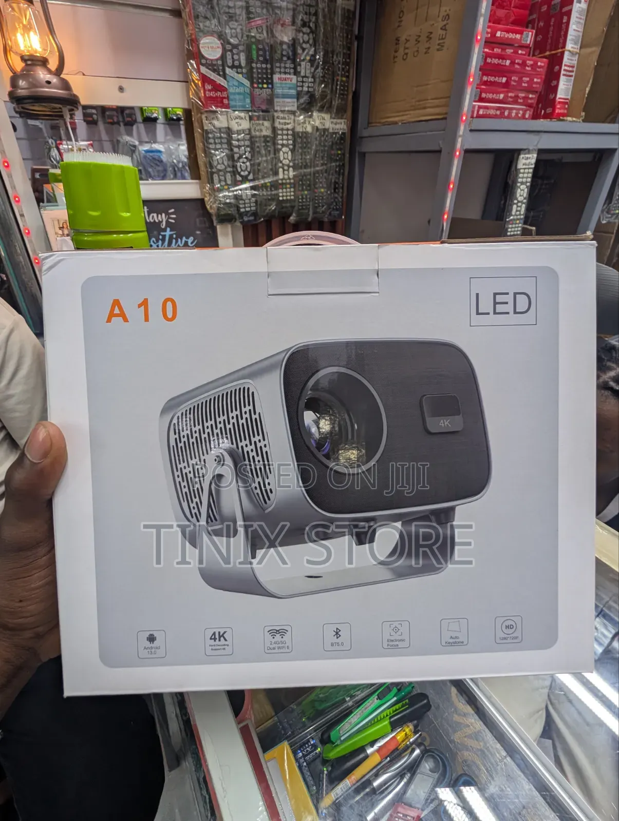 A10 Smart Projector