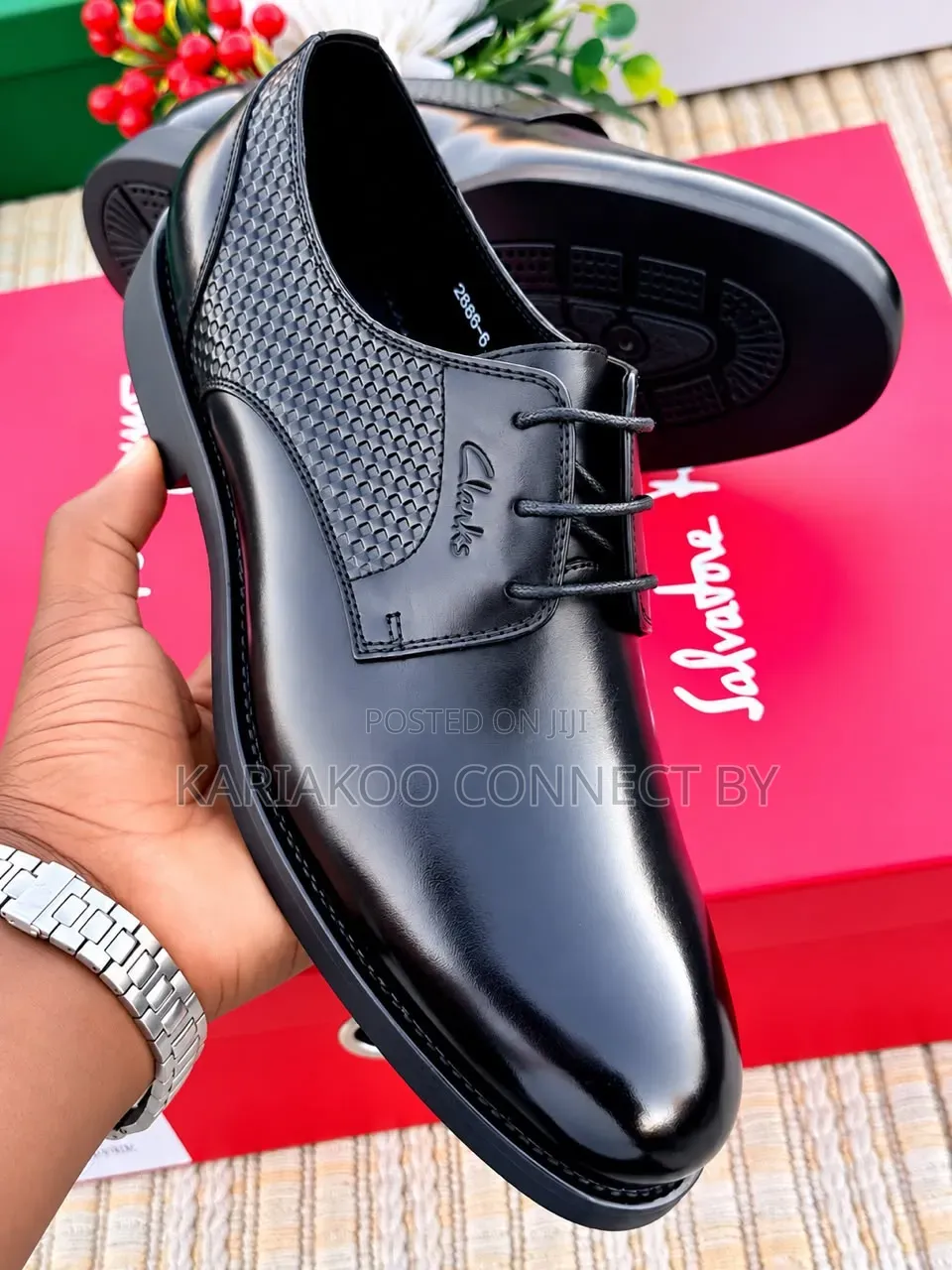 Clarks Men's Executive Woven Texture Derby Leather Shoes