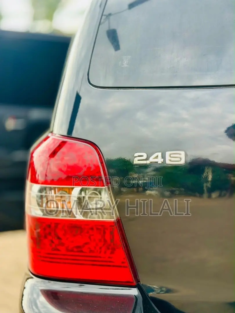 Toyota Kluger 2005 Black