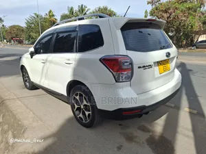 Subaru Forester 2014 White