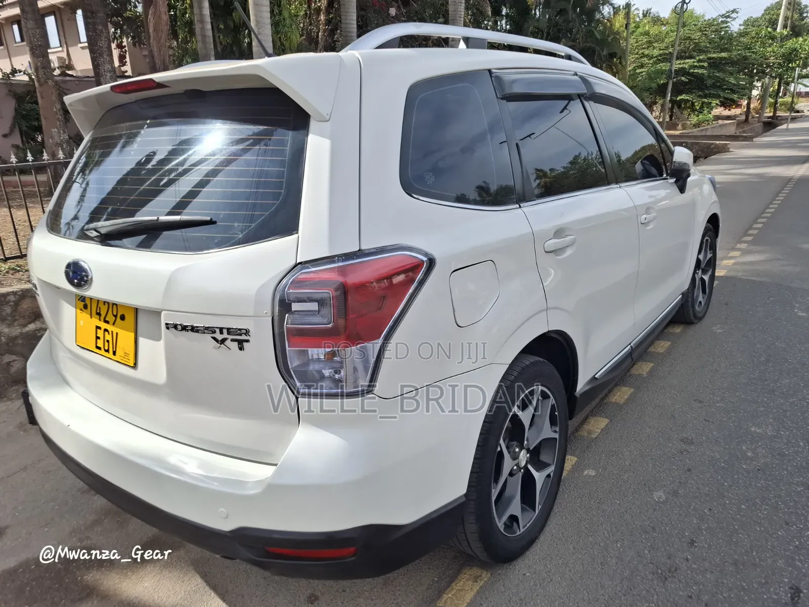 Subaru Forester 2014 White
