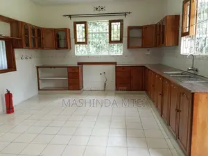 4bdrm House in Ogaden Estate, Tengeru for rent
