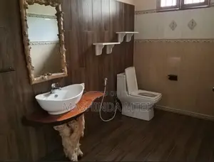 4bdrm House in Ogaden Estate, Tengeru for rent