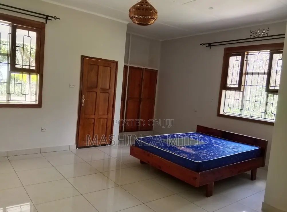 4bdrm House in Ogaden Estate, Tengeru for rent