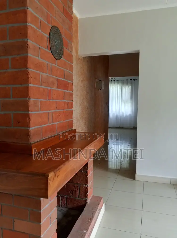 4bdrm House in Ogaden Estate, Tengeru for rent