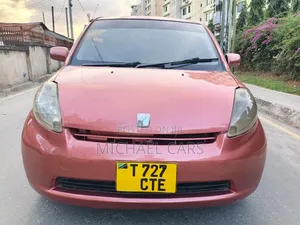 Toyota Passo 2005 Ivory