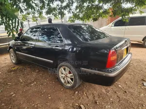 Toyota Progress 2004 Black