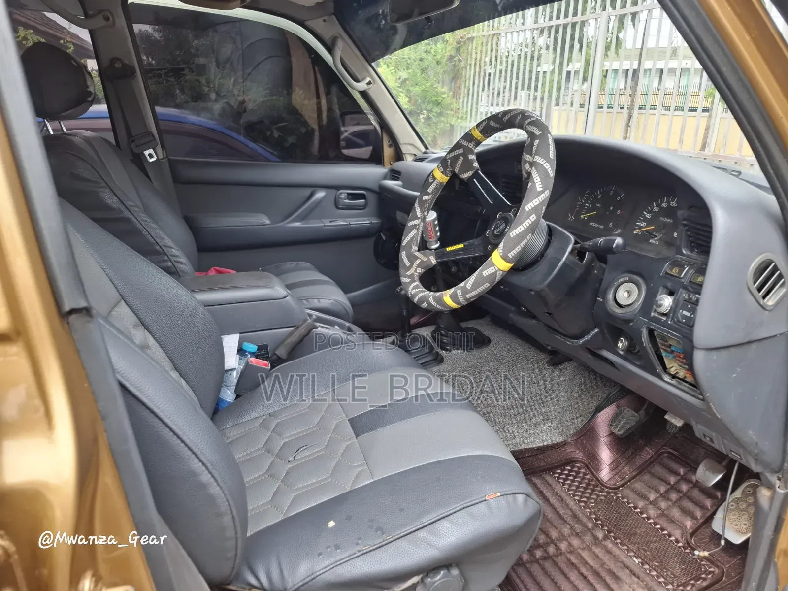 Toyota Land Cruiser 1999 Gold