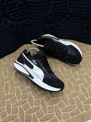 *Roon - Premium Sneakers | Sport + Casual*