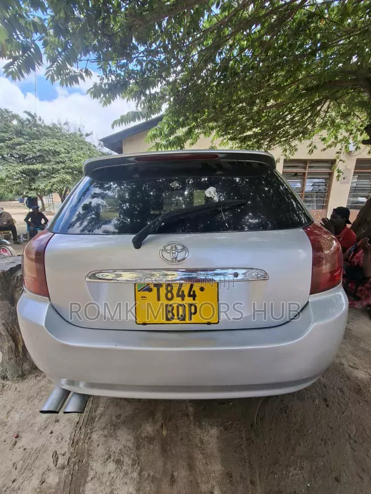 Toyota Allex 2005 Silver
