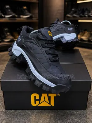 *Cat - Caterpillar Off-Road Sneakers*