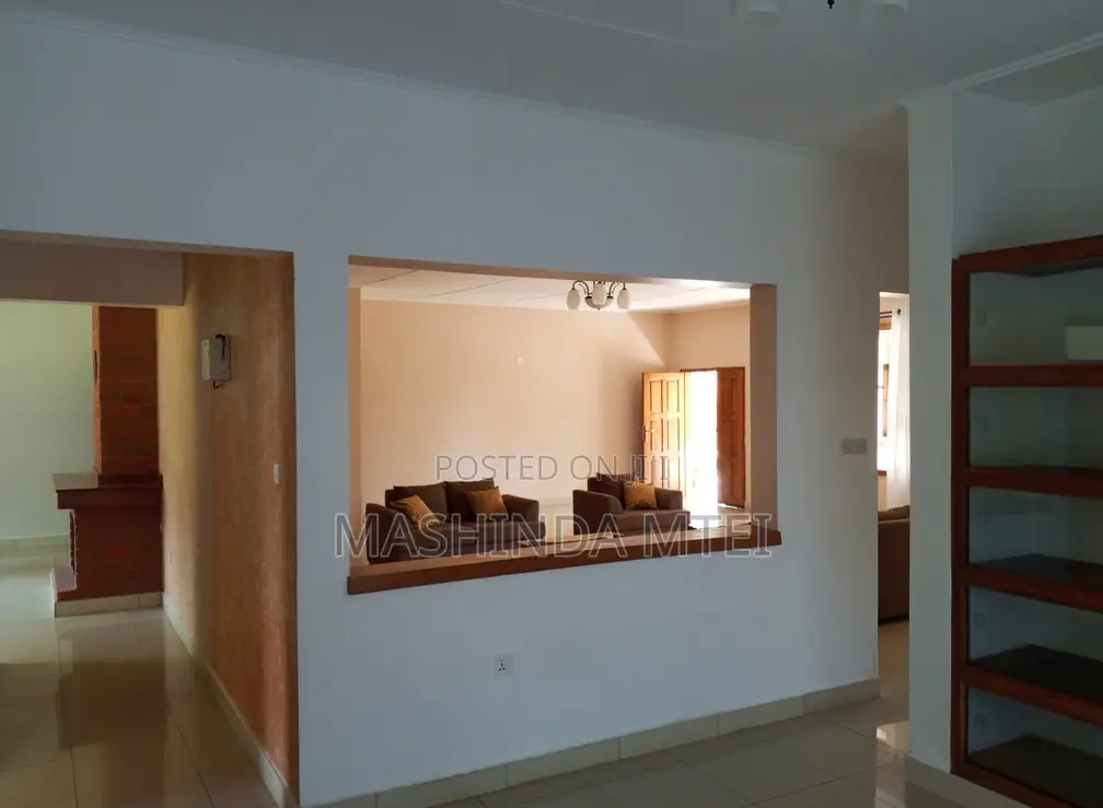 4bdrm House in Ogaden Estate, Tengeru for rent