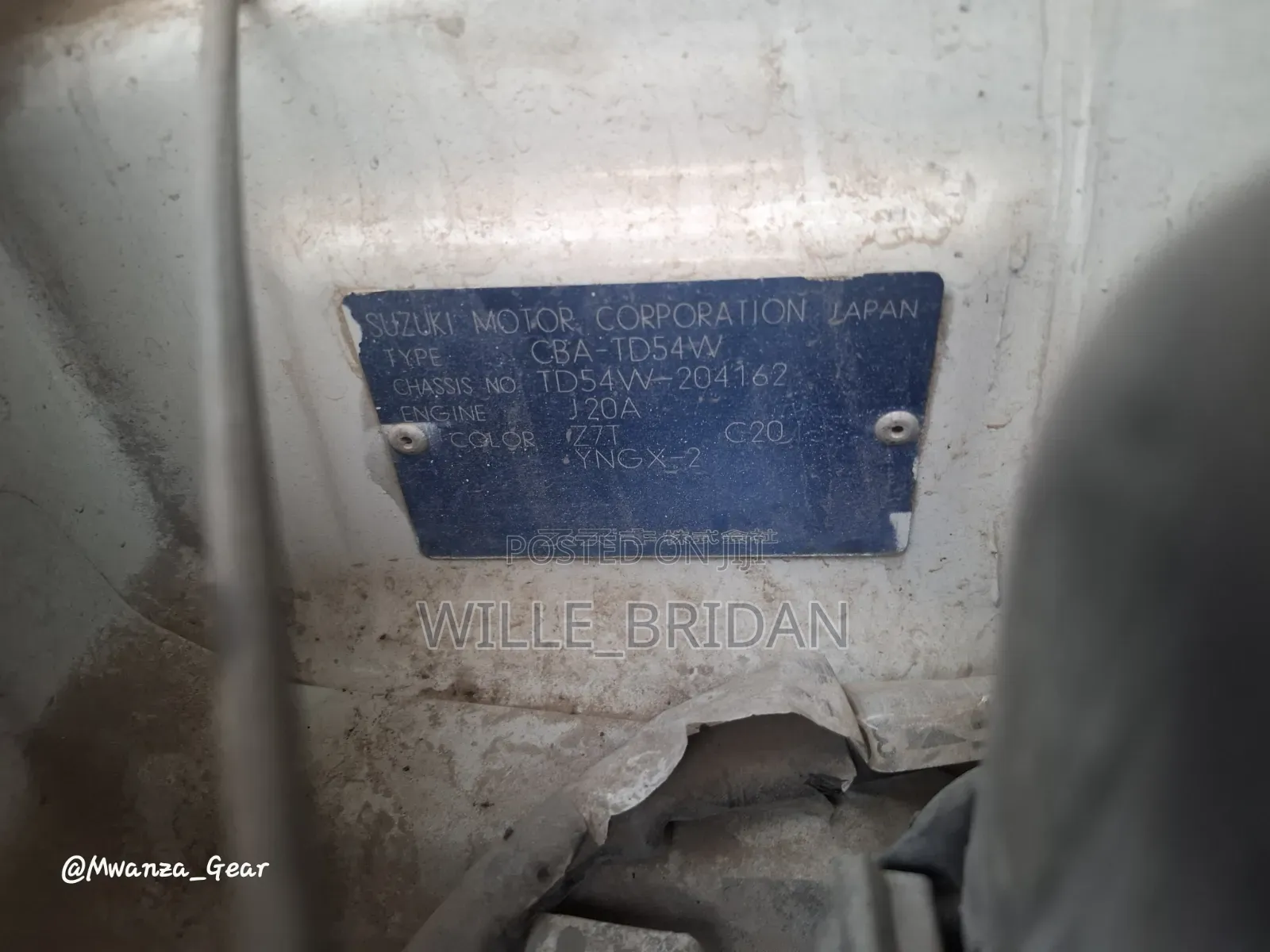Toyota Noah 2001 White