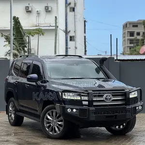 New Toyota Land Cruiser 2024 Blue